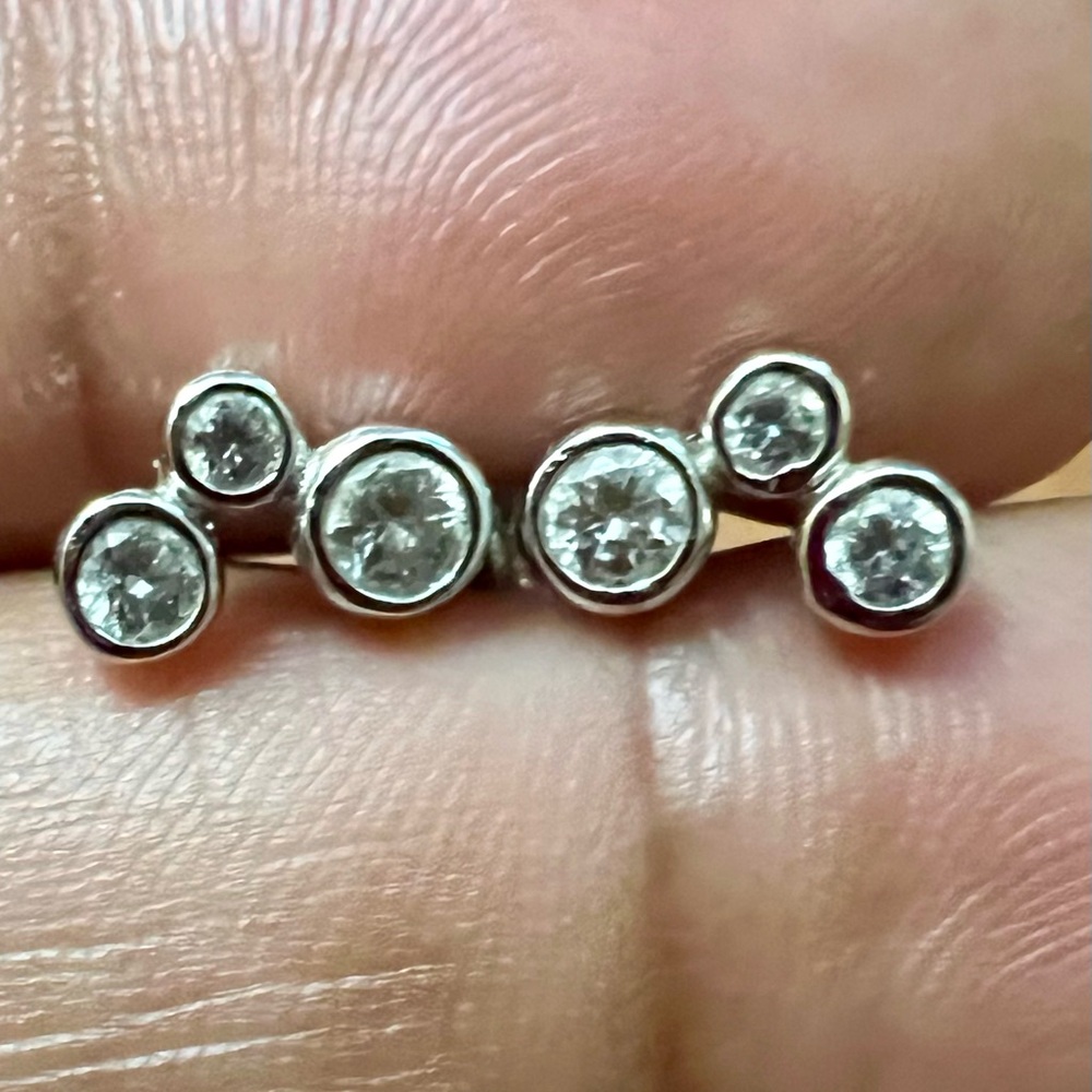 Tri cluster stud earrings